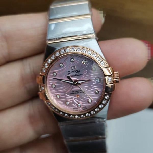 オメガ時計正面デザイン